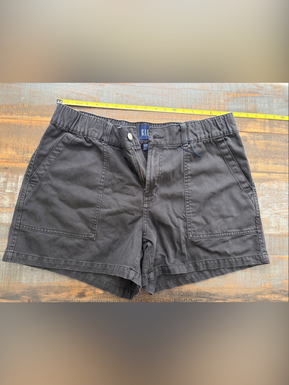 GAP Men’s Black Utility Hybrid Shorts